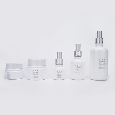 50ml 40ml 250ml Cosmetic Plastic Bottles With Aluminum Treatment Pump